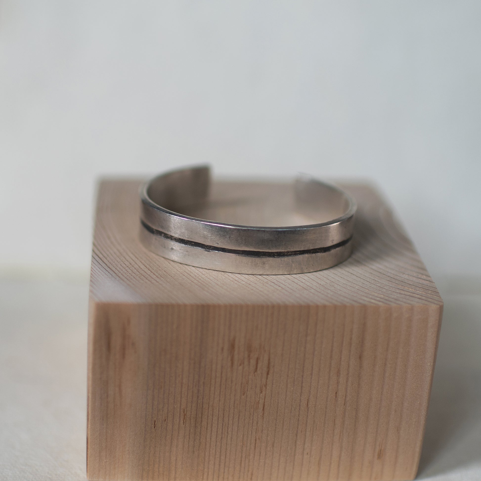 Meander Cuff
