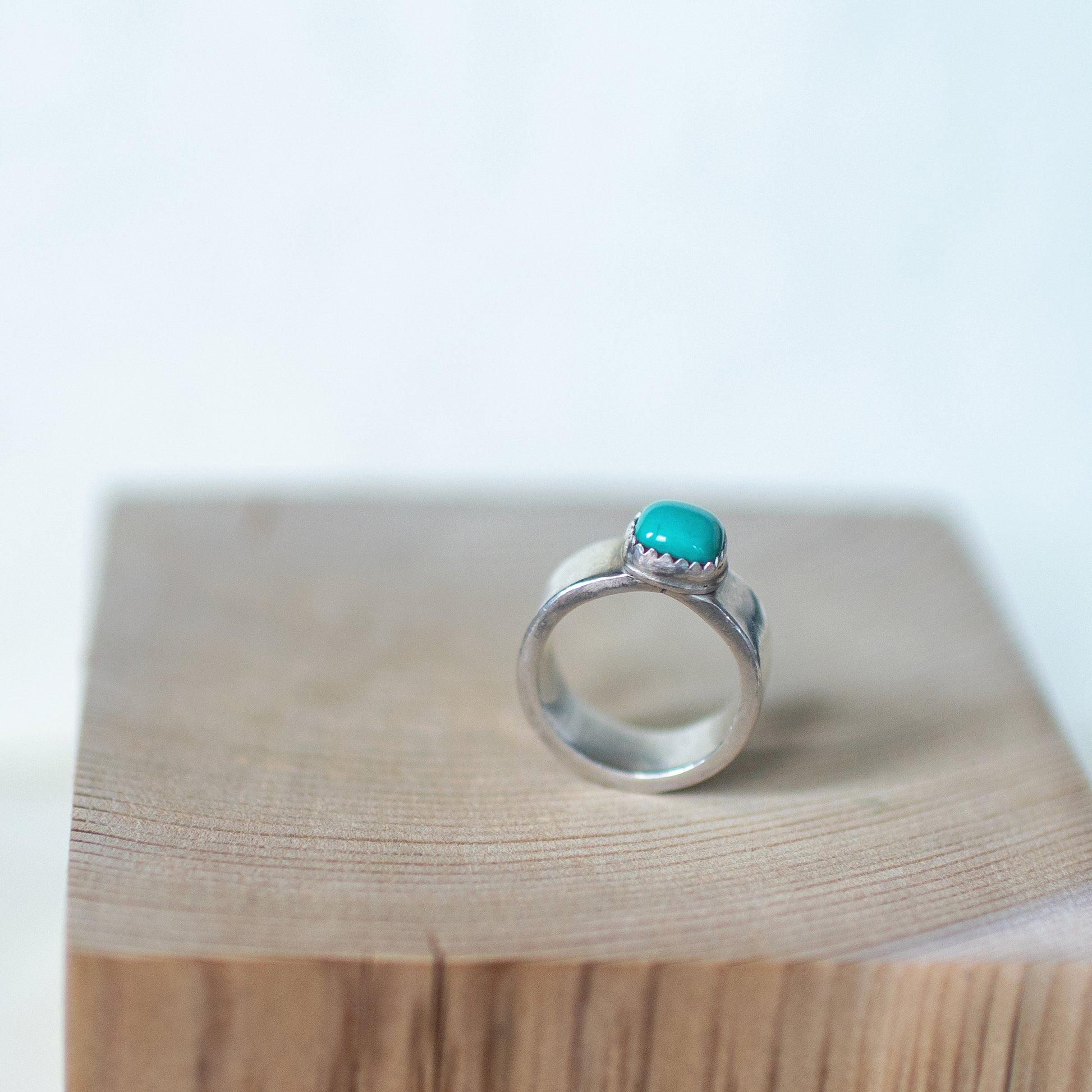 Rythym & Blue. Size 8