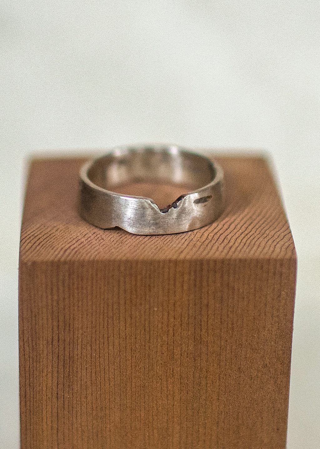 Edge of the Valley Ring