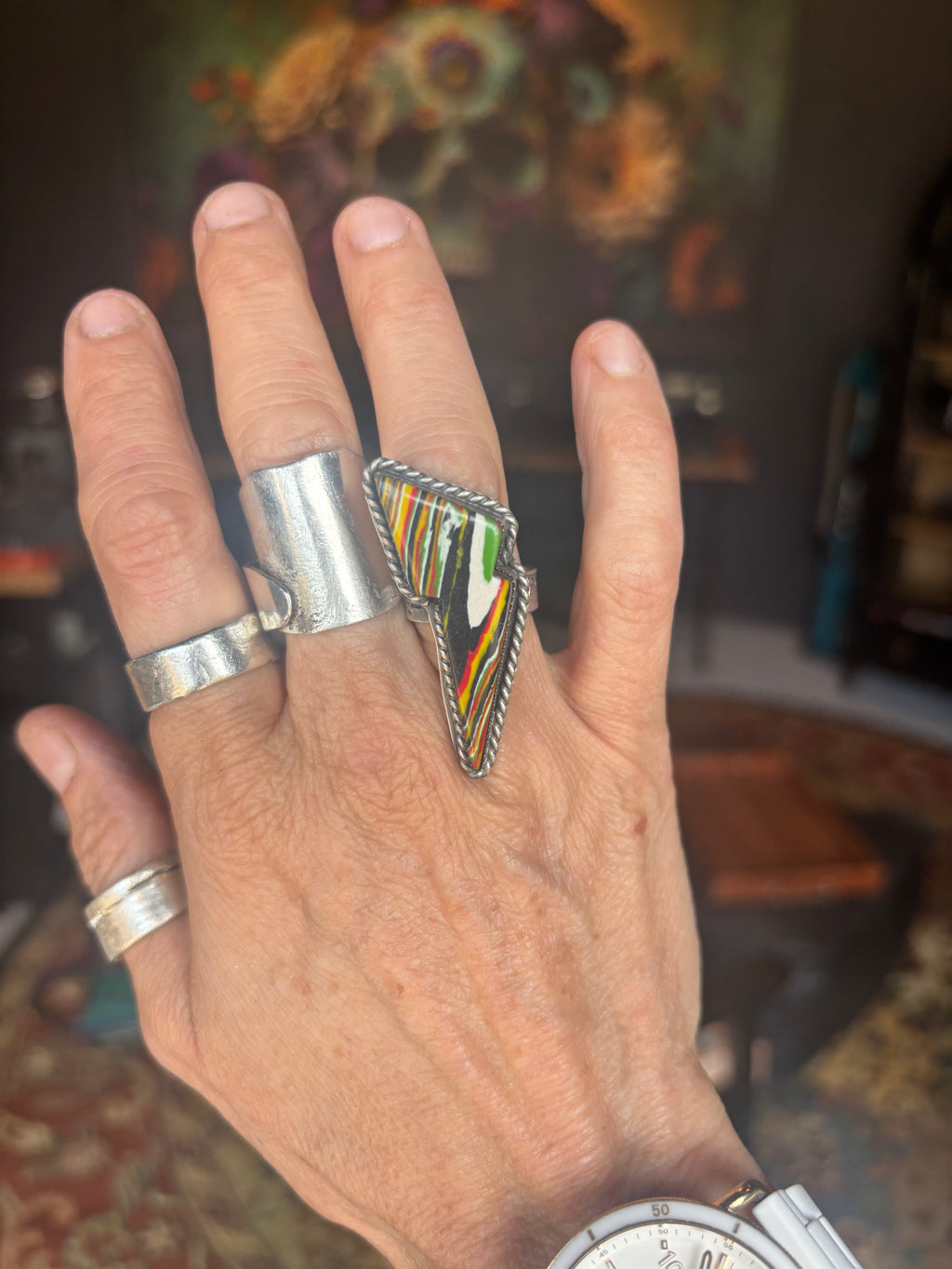 Rasta Bolt. 6